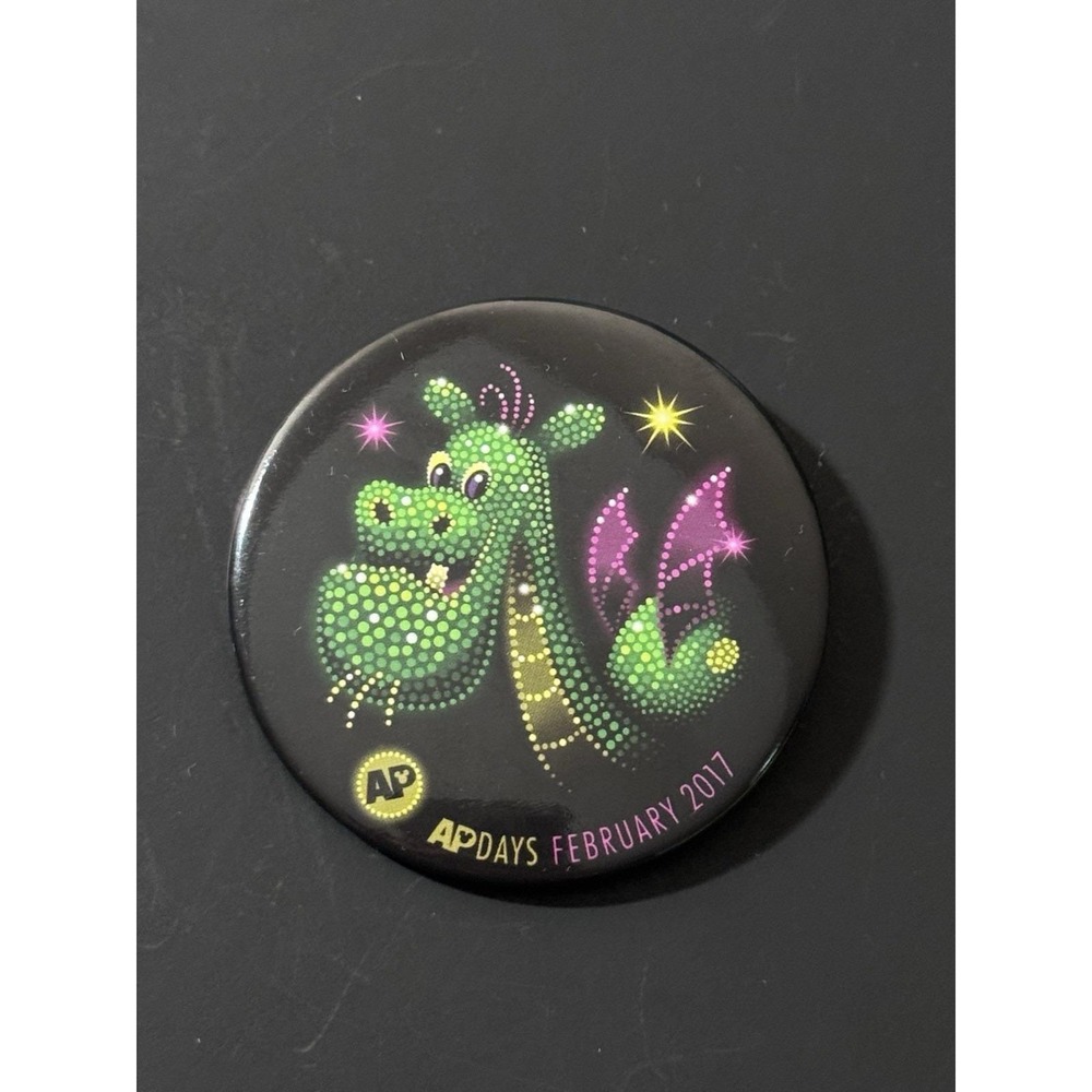 Disney AP Days 2017 Pete's Dragon‎ Main Street Electrical Parade Pin Button